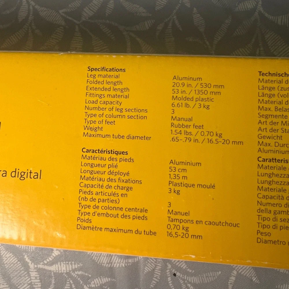 Kodak‎ Digital Camera Tripod Aluminum 53 Inch Adjustable Pan Tilt Head with Case